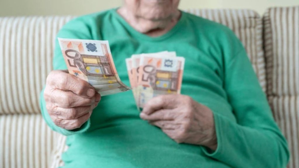 250 Support for UK Families 2025